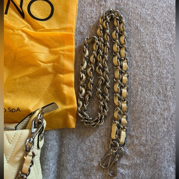 Valentino bags by Mario Valentino s.p.a - Picture 11 of 12